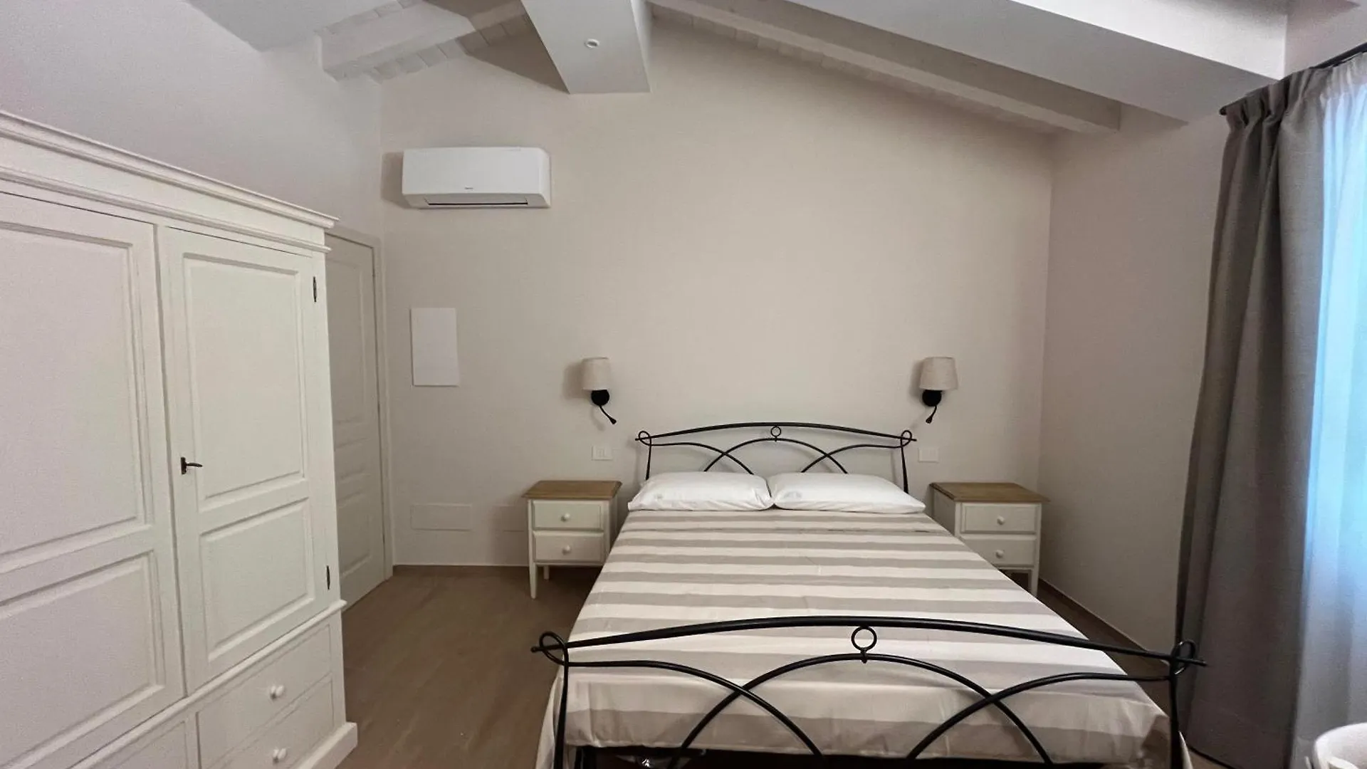 Affittacamere Hotel Il Frutteto Pietrasanta Italia