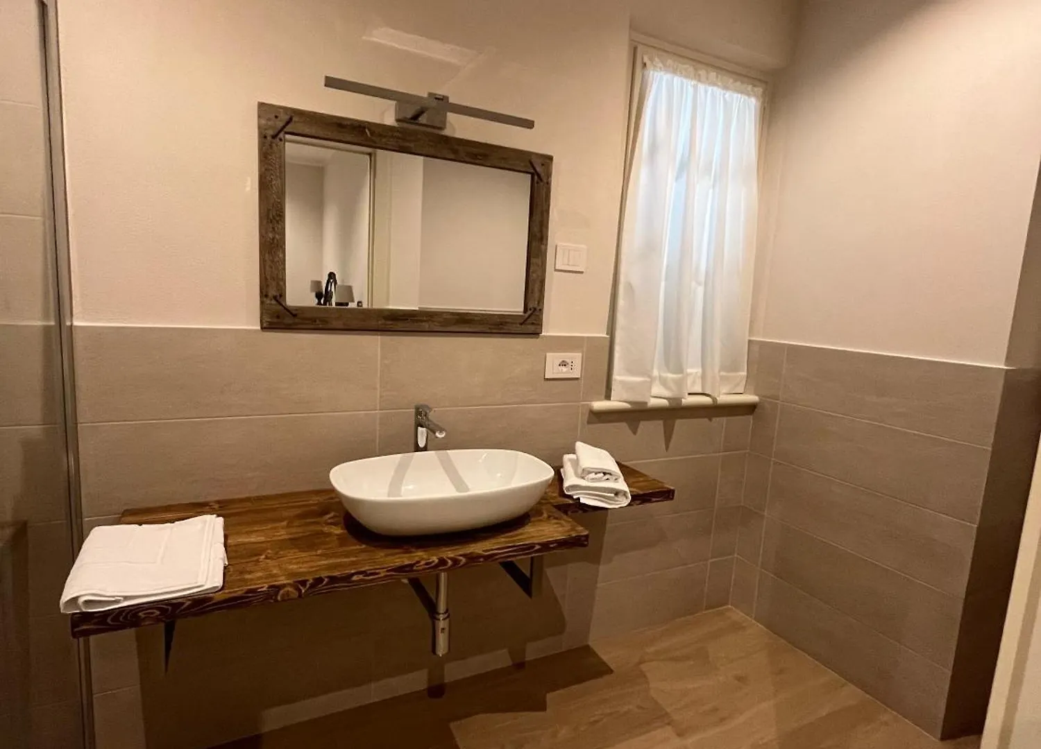 Affittacamere Hotel Il Frutteto Pietrasanta