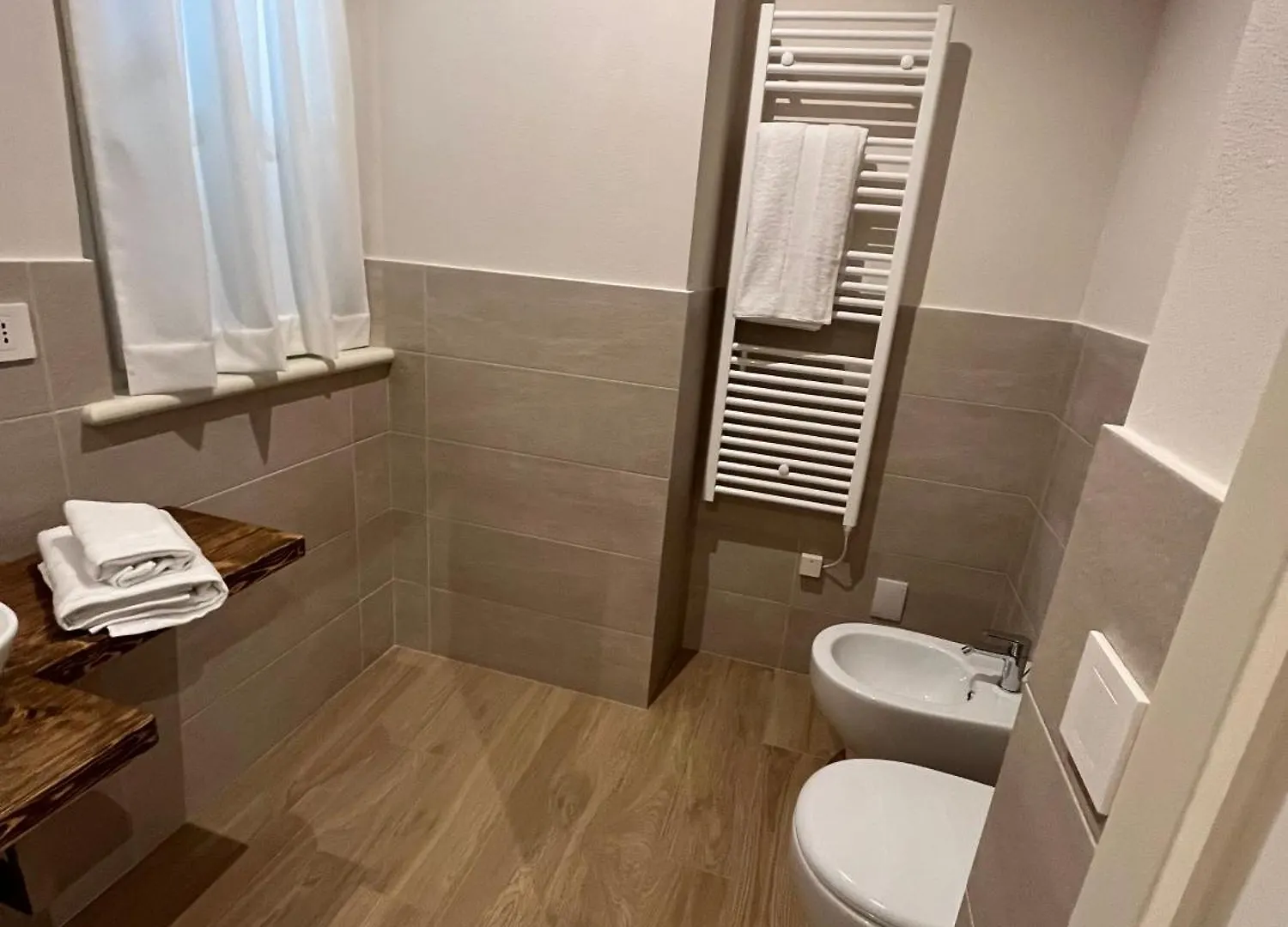 Affittacamere Hotel Il Frutteto Pietrasanta