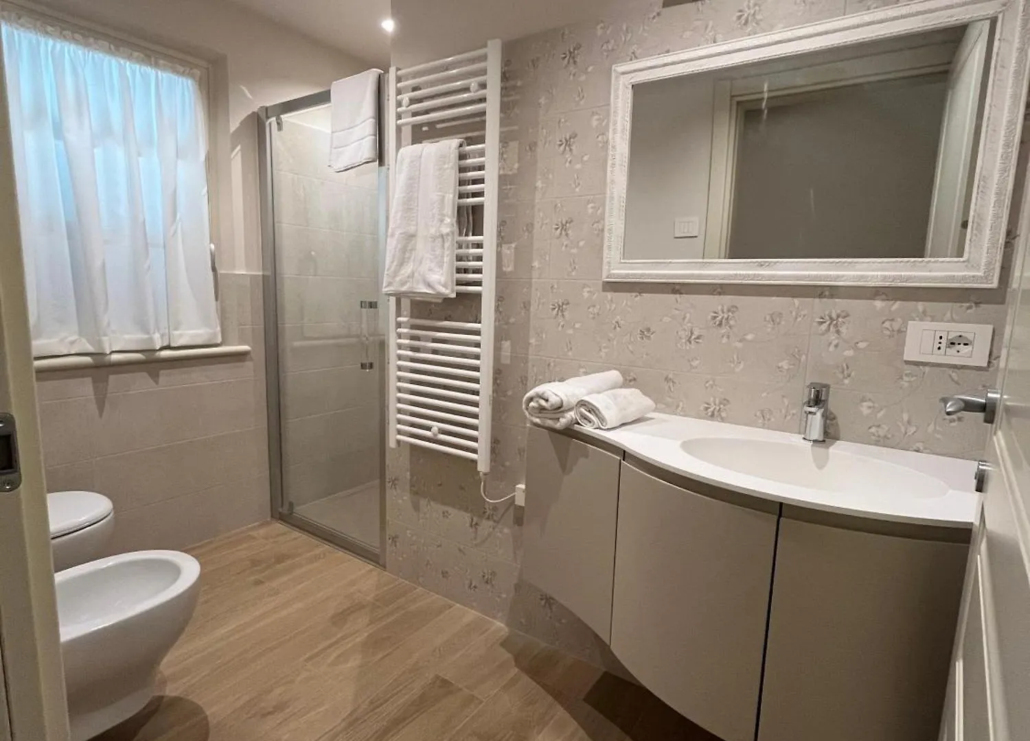 Hotel Il Frutteto Pietrasanta 0*,