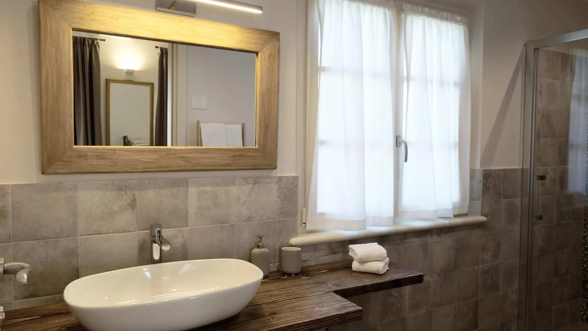 Pensión Hotel Il Frutteto Pietrasanta Italia