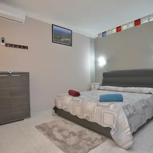 https://guest-house-ledera-di-gavina-apt.in-sardinia.net